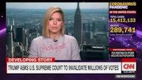 CNN 앵커의 40만원짜리 캐시미어 스웨터는 왜 '품절템'이 됐나