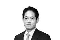 [김대영 칼럼] 꿰뚫어 보는 힘 - 매일경제